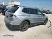 2022 Volkswagen Tiguan SE with VIN 3VV2B7AX9NM099740, listed as a Copart auction lot 72062035 with 51,830 mi miles and Salvage title. Bid and sale history available at DreamBid. Image 3.