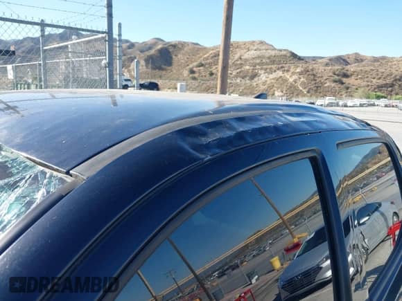 2018 Toyota Tacoma SR with VIN 5TFCZ5AN6JX156482, listed as a IAAI auction lot 42643556 with 112,895 mi miles and . Bid and sale history available at DreamBid. Image 17.