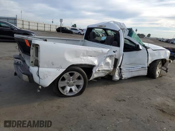 1999 GMC Sierra 1500 SLE с VIN 1GTEC14T1XZ537103, выставлен на аукционе Copart как лот 81830714 с пробегом 398 610 миль миль и Списание • Salvage title. История ставок и продаж доступна на DreamBid. Изображение 3.