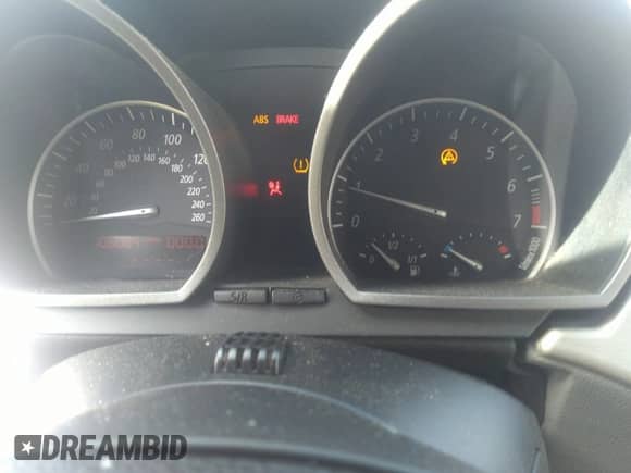 2004 BMW Z4 2.5i with VIN 4USBT33524LR67071, listed as a IAAI auction lot 41632627 with 106,084 mi miles and . Bid and sale history available at DreamBid. Image 7.