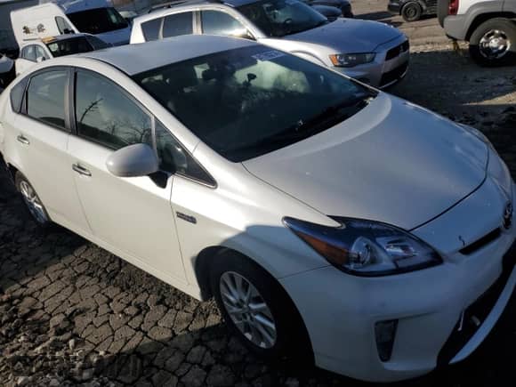 2012 Toyota Prius с VIN JTDKN3DP6C3011218, выставлен на аукционе Copart как лот 41780214 с пробегом Не указан миль и Списание • Salvage title. История ставок и продаж доступна на DreamBid. Изображение 4.