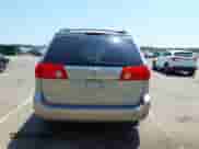 2009 Toyota Sienna LE z VIN 5TDZK23C29S271137, wystawiony jako IAAI lot #42784804 z przebiegiem 325 703 mil mil oraz . Historia ofert i sprzedaży dostępna na DreamBid. Obrazek 17.