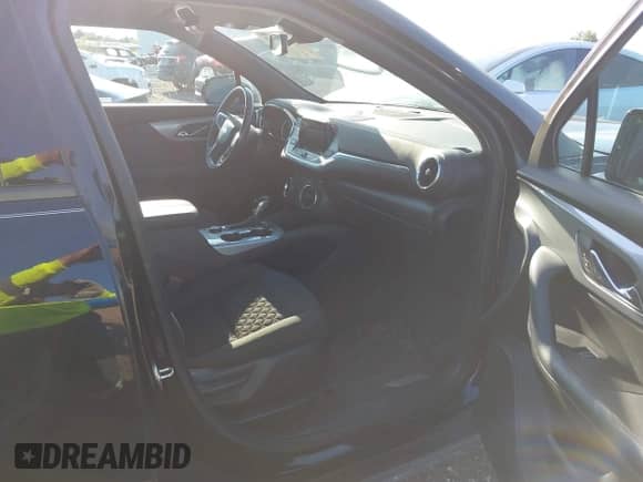 2020 Chevrolet Blazer LT с VIN 3GNKBCRS0LS679913, выставлен на аукционе IAAI как лот 42733912 с пробегом 103 002 миль миль и . История ставок и продаж доступна на DreamBid. Изображение 5.