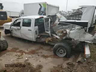 2019 Chevrolet Silverado 3500 с VIN 1GC4KVCG3KF140156, выставлен на аукционе Copart как лот 53305365 с пробегом 88 653 миль миль и На запчасти • Non repairable. История ставок и продаж доступна на DreamBid. Изображение 2.