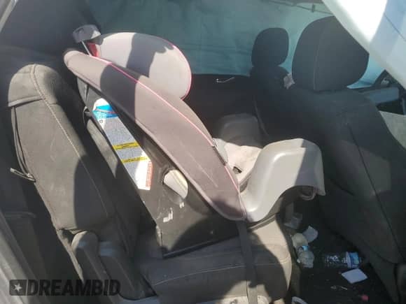 2019 Chevrolet Traverse LS с VIN 1GNERFKW7KJ281203, выставлен на аукционе Copart как лот 67917435 с пробегом Не указан миль и Списание • Salvage title. История ставок и продаж доступна на DreamBid. Изображение 11.