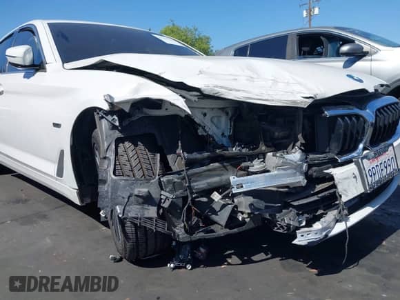 2023 BMW 5 Series 530e с VIN WBA13AG02PCN16602, выставлен на аукционе IAAI как лот 42394701 с пробегом Не указан миль и . История ставок и продаж доступна на DreamBid. Изображение 6.