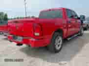 2014 Ram 1500 Express z VIN 1C6RR6KT3ES154972, wystawiony jako IAAI lot #42396509 z przebiegiem 212 733 mil mil oraz . Historia ofert i sprzedaży dostępna na DreamBid. Obrazek 4.