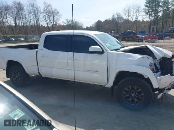 2021 Toyota Tacoma SR5 z VIN 3TMDZ5BN4MM118505, wystawiony jako IAAI lot #41920089 z przebiegiem 30 693 mil mil oraz . Historia ofert i sprzedaży dostępna na DreamBid. Obrazek 13.