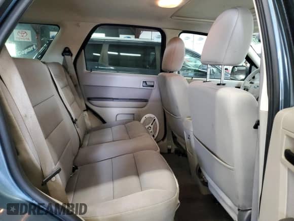 2011 Ford Escape XLT с VIN 1FMCU9DG9BKA42635, выставлен на аукционе Copart как лот 84235825 с пробегом 129 725 миль миль и Чистый • Clean title. История ставок и продаж доступна на DreamBid. Изображение 11.