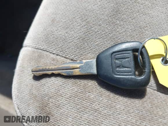 1998 Honda Accord LX с VIN 1HGCG5542WA266612, выставлен на аукционе IAAI как лот 42208066 с пробегом 202 101 миль миль и . История ставок и продаж доступна на DreamBid. Изображение 11.