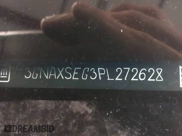 2023 Chevrolet Equinox LS z VIN 3GNAXSEG3PL272628, wystawiony jako IAAI lot #42452143 z przebiegiem 22 427 mil mil oraz . Historia ofert i sprzedaży dostępna na DreamBid. Obrazek 18.