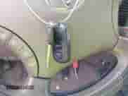 2005 Toyota Tundra Limited с VIN 5TBDT48165S473282, выставлен на аукционе IAAI как лот 43382606 с пробегом 166 678 миль миль и . История ставок и продаж доступна на DreamBid. Изображение 11.