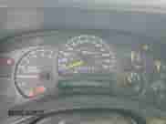 2006 Chevrolet Suburban LS z VIN 1GNEC16Z56J119858, wystawiony jako Copart lot #75500754 z przebiegiem 201 536 mil mil oraz Czysty tytuł • Clean title. Historia ofert i sprzedaży dostępna na DreamBid. Obrazek 9.