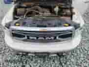 2018 Ram 1500 Longhorn z VIN 1C6RR7PT5JS203002, wystawiony jako Copart lot #68344935 z przebiegiem 298 624 mil mil oraz Szkoda całkowita • Salvage title. Historia ofert i sprzedaży dostępna na DreamBid. Obrazek 11.