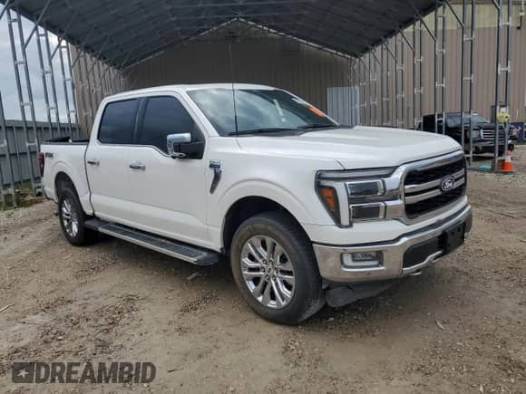 2024 Ford F-150 Lariat с VIN 1FTFW5L58RFA75357, выставлен на аукционе Copart как лот 58358555 с пробегом 5 849 миль миль и Списание • Salvage title. История ставок и продаж доступна на DreamBid. Изображение 4.