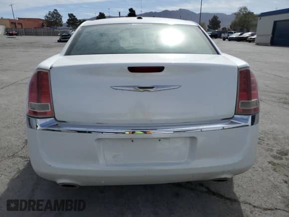 2011 Chrysler 300 с VIN 2C3CA4CG9BH529931, выставлен на аукционе Copart как лот 53726545 с пробегом 154 483 миль миль и Чистый • Clean title. История ставок и продаж доступна на DreamBid. Изображение 6.