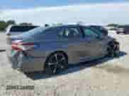 2019 Toyota Camry XSE с VIN 4T1B61HK4KU780739, выставлен на аукционе Copart как лот 80697605 с пробегом 94 468 миль миль и Списание • Salvage title. История ставок и продаж доступна на DreamBid. Изображение 3.