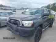 2013 Toyota Tacoma PreRunner z VIN 5TFJX4GN1DX017220, wystawiony jako IAAI lot #43395144 z przebiegiem 216 188 mil mil oraz . Historia ofert i sprzedaży dostępna na DreamBid. Obrazek 2.