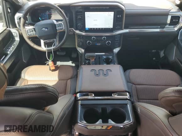 2024 Ford F-150 King Ranch с VIN 1FTFW6L84RFB96838, выставлен на аукционе Copart как лот 50090385 с пробегом 581 миль миль и Списание • Salvage title. История ставок и продаж доступна на DreamBid. Изображение 8.