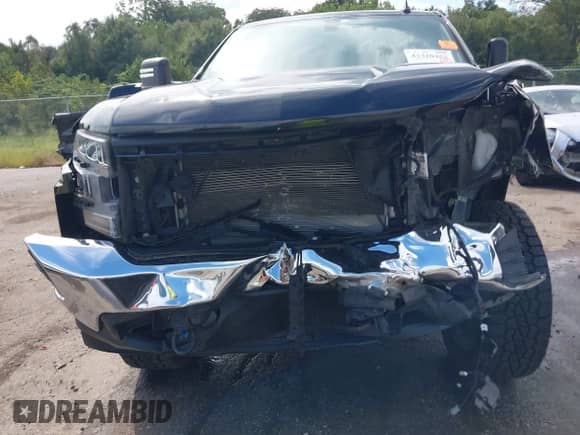 2020 Chevrolet Silverado 1500 LT with VIN 3GCUYDED2LG109380, listed as a IAAI auction lot 43320453 with Not provided miles and . Bid and sale history available at DreamBid. Image 6.
