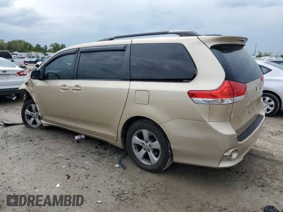 2012 Toyota Sienna LE with VIN 5TDKK3DC1CS240913, listed as a Copart auction lot 84642975 with Not provided miles and Salvage title. Bid and sale history available at DreamBid. Image 2.