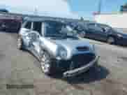 2002 MINI Hardtop S with VIN WMWRE33402TD56605, listed as a IAAI auction lot 43083383 with 158,746 mi miles and . Bid and sale history available at DreamBid. Image 1.