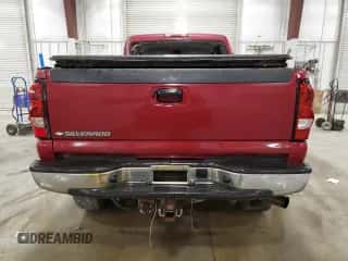 2007 Chevrolet Silverado 2500HD LT1 z VIN 1GCHK23D87F172548, wystawiony jako Copart lot #70998265 z przebiegiem Nie podano mil oraz Szkoda całkowita • Salvage title. Historia ofert i sprzedaży dostępna na DreamBid. Obrazek 6.