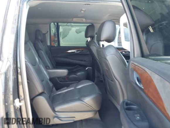 2020 Cadillac Escalade ESV с VIN 1GYS4GKJ2LR105967, выставлен на аукционе IAAI как лот 42751464 с пробегом 216 205 миль миль и . История ставок и продаж доступна на DreamBid. Изображение 8.