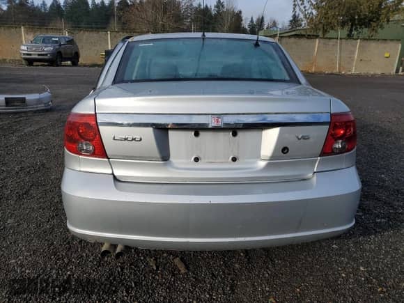 2003 Saturn LS с VIN 1G8JW54R03Y554132, выставлен на аукционе Copart как лот 44633165 с пробегом 132 484 миль миль и Списание • Salvage title. История ставок и продаж доступна на DreamBid. Изображение 6.