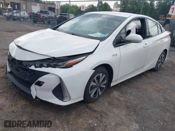 2018 Toyota Prius Plus z VIN JTDKARFP9J3098945, wystawiony jako IAAI lot #42471552 z przebiegiem 164 405 mil mil oraz . Historia ofert i sprzedaży dostępna na DreamBid. Obrazek 18.