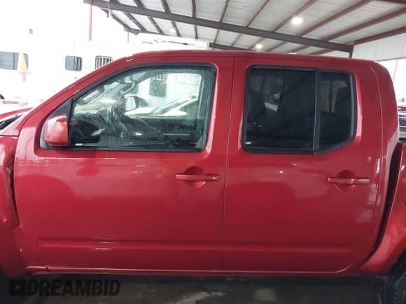 2016 Nissan Frontier S z VIN 1N6AD0EV3GN741881, wystawiony jako IAAI lot #42197636 z przebiegiem 101 565 mil mil oraz . Historia ofert i sprzedaży dostępna na DreamBid. Obrazek 15.