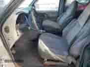 1998 Chevrolet Astro с VIN 1GNEL19WXWB111590, выставлен на аукционе Copart как лот 83527884 с пробегом 161 137 миль миль и Списание • Salvage title. История ставок и продаж доступна на DreamBid. Изображение 7.