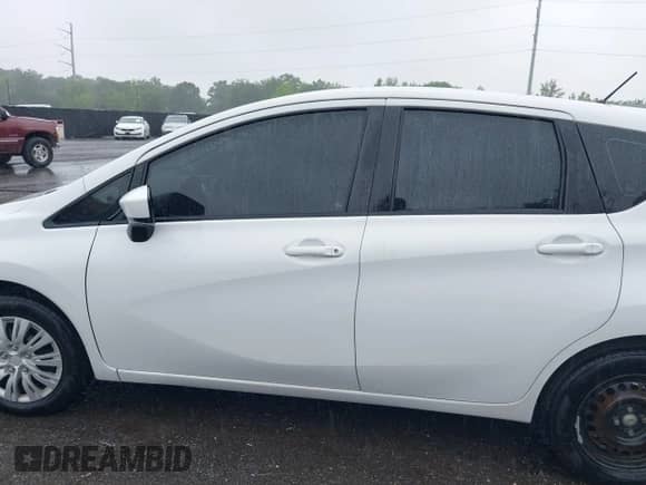 2017 Nissan Note SV с VIN 3N1CE2CP9HL375678, выставлен на аукционе IAAI как лот 42489136 с пробегом 94 142 миль миль и . История ставок и продаж доступна на DreamBid. Изображение 15.