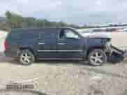 2014 Chevrolet Suburban LTZ с VIN 1GNSCKE05ER105566, выставлен на аукционе IAAI как лот 40762562 с пробегом 191 055 миль миль и . История ставок и продаж доступна на DreamBid. Изображение 13.