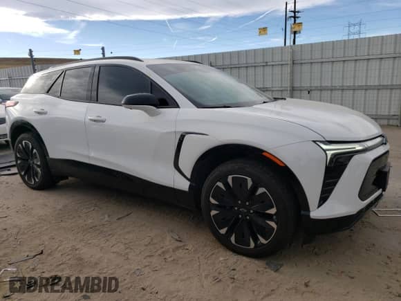 2024 Chevrolet Blazer EV eAWD RS с VIN 3GNKDCRJ2RS183313, выставлен на аукционе Copart как лот 82118514 с пробегом 5 135 миль миль и На запчасти • Non repairable. История ставок и продаж доступна на DreamBid. Изображение 4.