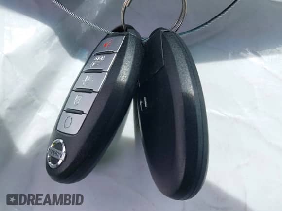 2014 Nissan Pathfinder SV with VIN 5N1AR2MM9EC625565, listed as a IAAI auction lot 42137658 with 163,357 mi miles and . Bid and sale history available at DreamBid. Image 11.