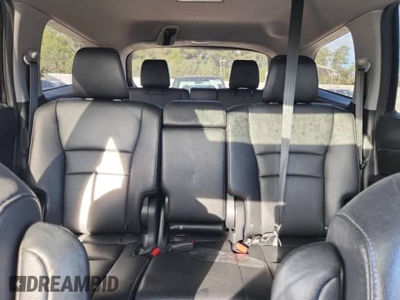 2017 Honda Pilot EX-L with VIN 5FNYF5H50HB000253, listed as a Copart auction lot 84257595 with 116,710 mi miles and Salvage title. Bid and sale history available at DreamBid. Image 10.