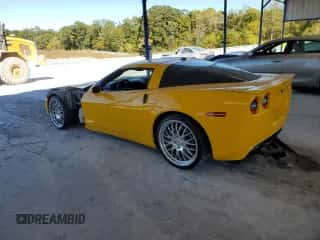 2005 Chevrolet Corvette с VIN 1G1YY24U455113957, выставлен на аукционе Copart как лот 85754345 с пробегом 127 979 миль миль и Списание • Salvage title. История ставок и продаж доступна на DreamBid. Изображение 2.