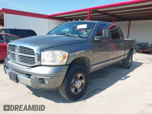 2006 Dodge 1500 SLT с VIN 3D7KS19D56G221814, выставлен на аукционе IAAI как лот 42374895 с пробегом 261 768 миль миль и . История ставок и продаж доступна на DreamBid. Изображение 17.