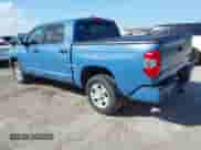 2020 Toyota Tundra SR5 с VIN 5TFDY5F1XLX887092, выставлен на аукционе IAAI как лот 40540625 с пробегом Не указан миль и . История ставок и продаж доступна на DreamBid. Изображение 3.