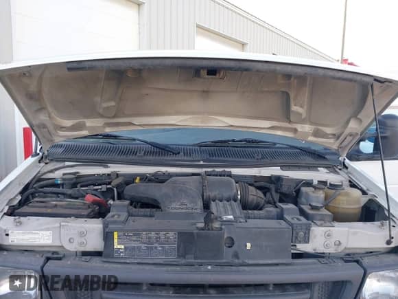 2007 Ford Econoline Cargo Commercial with VIN 1FTNE14WX7DB26798, listed as a IAAI auction lot 42426696 with 306,420 mi miles and . Bid and sale history available at DreamBid. Image 10.