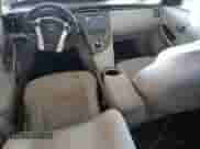 2013 Toyota Prius One z VIN JTDKN3DU8D5545817, wystawiony jako Copart lot #87435305 z przebiegiem 176 935 mil mil oraz Szkoda całkowita • Salvage title. Historia ofert i sprzedaży dostępna na DreamBid. Obrazek 8.