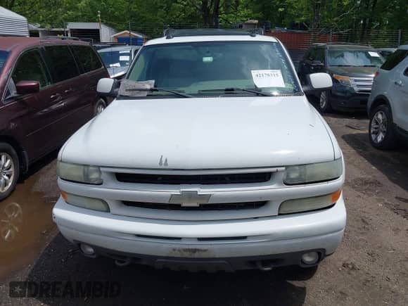 2004 Chevrolet Tahoe LS с VIN 1GNEK13ZX4R154367, выставлен на аукционе IAAI как лот 42178315 с пробегом 398 834 миль миль и . История ставок и продаж доступна на DreamBid. Изображение 12.