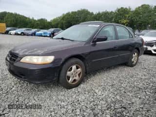 1999 Honda Accord EX z VIN 1HGCG1659XA063931, wystawiony jako Copart lot #69042455 z przebiegiem 212 876 mil mil oraz Czysty tytuł • Clean title. Historia ofert i sprzedaży dostępna na DreamBid. Obrazek 1.