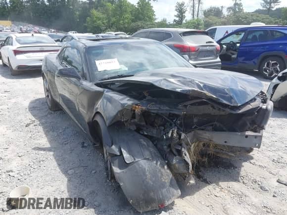 2012 Chevrolet Camaro 2LT z VIN 2G1FC1E38C9104037, wystawiony jako IAAI lot #42710057 z przebiegiem 135 972 mil mil oraz . Historia ofert i sprzedaży dostępna na DreamBid. Obrazek 1.