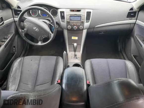 2010 Hyundai Sonata Limited с VIN 5NPEU4AF4AH575789, выставлен на аукционе Copart как лот 70046715 с пробегом 126 083 миль миль и Списание • Salvage title. История ставок и продаж доступна на DreamBid. Изображение 8.