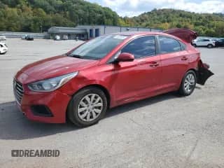 2020 Hyundai Accent SE z VIN 3KPC24A64LE117156, wystawiony jako Copart lot #81082805 z przebiegiem 124 612 mil mil oraz Szkoda całkowita • Salvage title. Historia ofert i sprzedaży dostępna na DreamBid. Obrazek 1.