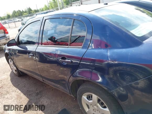 2008 Chevrolet Cobalt LS z VIN 1G1AK58F887217974, wystawiony jako IAAI lot #43124766 z przebiegiem 216 580 mil mil oraz . Historia ofert i sprzedaży dostępna na DreamBid. Obrazek 14.