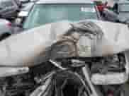 2001 Chevrolet Suburban LT с VIN 3GNEC16T11G147081, выставлен на аукционе Copart как лот 45738435 с пробегом Не указан миль и Списание • Salvage title. История ставок и продаж доступна на DreamBid. Изображение 12.