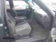 2003 Chevrolet Silverado 1500 LT с VIN 1GCEK19T73E348601, выставлен на аукционе IAAI как лот 42887210 с пробегом 263 196 миль миль и . История ставок и продаж доступна на DreamBid. Изображение 5.